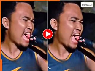 Viral Video: जलती हुई लकड़ी को चबा-चबाकर खा गया शख्स, तभी जो हुआ सोच नहीं सकते | देखें वीडियो