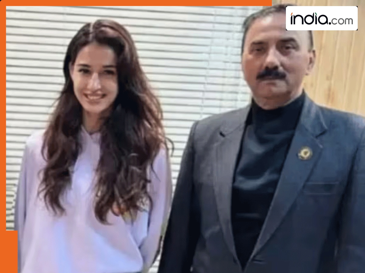 Disha Patani Firing Case : 'हम दहशत में नहीं, पुलिस और प्रशासन हमारे साथ', दिशा पाटनी के पिता ने और क्या कहा..