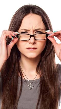 7 common habits that put your eye health at risk
