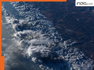 अंतरिक्ष से कैसा दिखता है हिमालय और माउंट एवरेस्ट? NASA के ऐस्ट्रोनॉट ने शेयर की तस्वीर, देख कर यकीन नहीं होगा