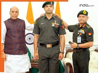 लेफ्टिनेंट कर्नल बने जेवलिन थ्रो के बादशाह नीरज चोपड़ा, रक्षा मंत्री राजनाथ सिंह ने किया सम्मानित