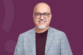 From leasing comic books to building Rs 88850000000 global empire, meet Ajit Prabhu, he is the CEO of...; Know his incredible journey