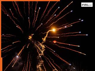 दिल्ली-NCR में पटाखों को लेकर प्रशासन ने जारी किया बड़ा आदेश, नियम तोड़े तो कार्रवाई तय! जानिए पूरी गाइडलाइन