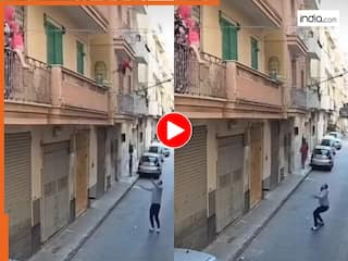 Viral Video Today: बच्चे के लिए देवदूत बनकर आया शख्स, तीसरी मंजिल से गिरा फिर भी बचा लिया | देखें वीडियो
