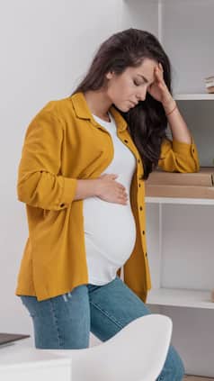 प्रेगनेंसी में न खाएं ये फल, पेट में पल रहे बच्चे के लिए बन सकते हैं खतरा