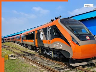 देश को मिलने जा रही हैं 4 नई वंदे भारत एक्सप्रेस ट्रेनें, 8 नंवबर को PM मोदी दिखाएंगे हरी झंडी; यहां चेक करें रूट और किराए से जुड़ी डिटेल्स