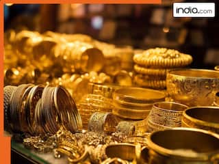 गोल्ड लोन ने तोड़े सारे रिकॉर्ड, भर-भर कर सोना गिरवी रख रहे हैं लोग, आखिर क्यों तेजी से बढ़ा रहा ये ट्रेंड