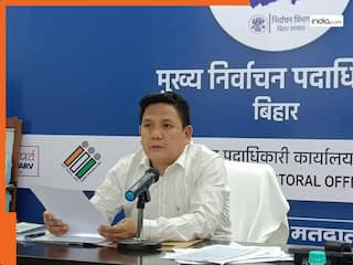 बिहार में वोटिंग के दिन जब्त किया गया 46 करोड़ रुपये का शराब, मुख्य निर्वाचन अधिकारी ने किए और कई बड़े खुलासे