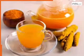 हल्दी वॉटर के फायदे तो सुने होंगे, लेकिन इसके लीवर पर असर के बारे में जानते हैं? नहीं तो अब जान लीजिए