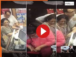 Chorni Ka Video: इतनी चालाक चोरनी नहीं देखी, सबके सामने चुरा लिया पर्स किसी को पता भी ना चला | देखें वीडियो
