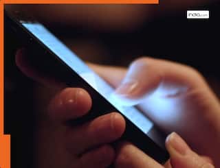 चीन का नया कारनामा! बनाया दुनिया का पहला खुद से चलने वाल स्मार्टफोन, जानिए आज के मोबाइलों से कितना अलग?