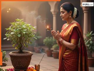 एकादशी के दिन तुलसी तोड़ना शुभ है या अशुभ? प्रेमानंद जी महाराज ने दूर किया सालों पुराना भ्रम