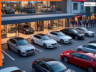 अगर कार लेने का प्लान है तो जल्दी करें, नए साल में महंगी हो सकती हैं ये गाड़ियां