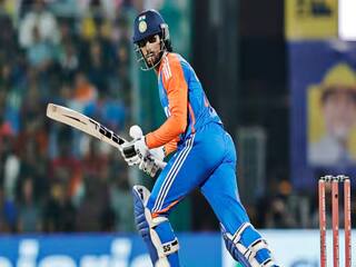 IND Vs SA: बार-बार बैटिंग ऑर्डर चेंज करने पर तिलक वर्मा का बड़ा बयान, बोले- 'ओपनर्स को छोड़कर सभी खिलाड़ी...'