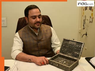 बेटी की शादी के लिए पिता ने बनवाया 25 लाख का वेडिंग कार्ड, तस्वीरें देखकर आपका भी चेहरा खिल उठेगा!