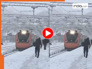 सफेद वादियों में दौड़ती वंदे भारत, कटरा से श्रीनगर तक दिखा अद्भुत नजारा; देखें Video