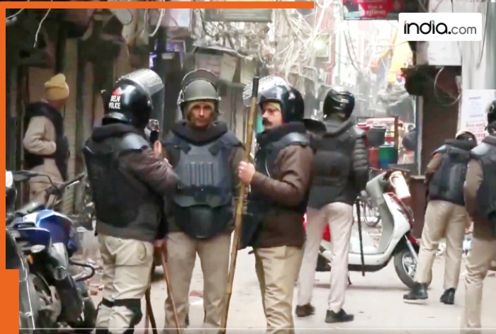 Delhi demolition Highlights: Stones thrown at cops, 5 injured as anti-encroachment drive near mosque turns violent