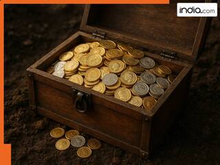 बारिश में चमका सोना! इस गांव में 500 साल पुराने सोने के सिक्के निकले, पूरा गांव रातों-रात खुदाई में जुट गया, जानिए अफवाह या सच?