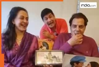 Dharmendra and Hema Malini sing Dariya Mein Phenk Do Chabi in unseen video months before his passing - Watch