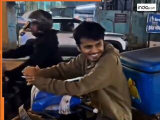 Viral Video Today: अचानक डिलीवरी बॉय के रूप में मिला क्लास का होनहार लड़का! देखिए फिर लड़की ने क्या किया