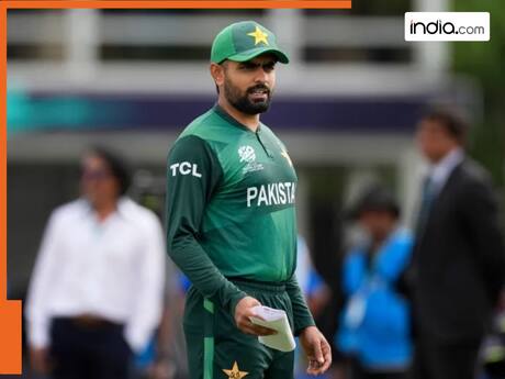 T20 वर्ल्ड कप में पाकिस्तान ने की बाबर आजम की बेइज्जती! शादाब खान ने दी सफाई, जानें क्या कहा?