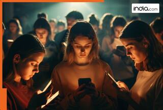 Government likely to introduce 'mobile phone curfew' over addiction crisis; Bihar formulating policy