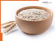 आप भी हेल्दी समझकर खा रहे हैं ओट्स? तो पहले जान लें सच्चाई