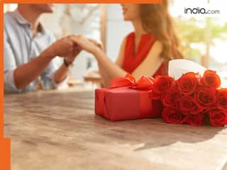 Valentines Day 2026: डेट पर जा रहे हैं? अपने पार्टनर के लिए जरूर ले जाएं ये प्यार भरे गिफ्ट्स, देखते ही हो जाएगी इंप्रेस