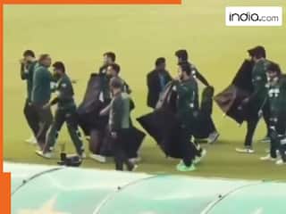 VIDEO: अब ये क्या कर बैठे पाकिस्तानी खिलाड़ी, फोटो सेशन के बाद कुर्सी ही लेकर भाग निकले | देखें फनी वीडियो