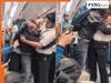 अकेले शख्स को पकड़कर पीटने लगे दो यात्री, मेट्रो का ये वीडियो सचमुच चौंका देगा | देखें