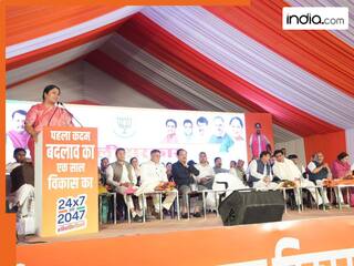 '365 दिन, बड़े बदलाव...', एक साल में कितनी बदली दिल्ली की तस्वीर, रेखा गुप्ता ने किए कई बड़े वादे