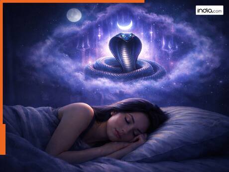 Swapan Shastra: महाशिवरात्रि पर दिखे सांप का सपना...शिव कृपा का इशारा या आने वाली चेतावनी?