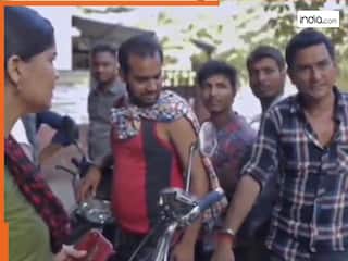 Chor Ka Video: इससे शातिर चोर नहीं देखे होंगे, 10 लोगों के सामने चुरा ली बाइक | देखें वीडियो