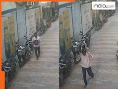 Chor Ka Video: बाइक नहीं चुरा पाया तो हेलमेट ही उठाकर भाग निकला चोर, पहले नहीं देखा इतना मजेदार वीडियो | देखें