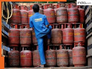 14.2 किलोग्राम वाले सिलेंडर में मिलेगी सिर्फ 10 KG गैस? LPG की कीमत पर भी आया बड़ा अपडेट, जानिए डिटेल्स