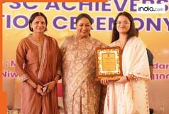 CM Rekha Gupta felicitates UPSC achievers at ‘UPSC Achievers Felicitation Ceremony