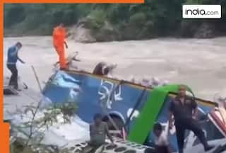 7 Indian pilgrims die, 7 get injured after minibus falls into gorge in Nepal