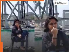 VIDEO: पत्नी की हत्या के आरोप में पति जेल में सड़ता रहा, इधर वो प्रेमी के साथ मिली | देखें वीडियो