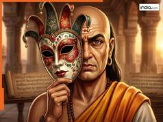 Chanakya Niti: ये 3 मौके हटा देते हैं लोगों के चेहरे से नकाब... इस वक्त करें अपने और पराये की पहचान! कभी फेल नहीं होता चाणक्य का ये फार्मूला