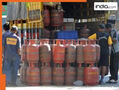 LPG संकट के बीच आई खुशखबरी, यहां फ्री में बांटे जाएंगे गैस सिलिंडर; कौन-कौन उठा सकता है लाभ