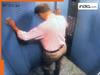 VIDEO: लिफ्ट का दरवाजा खोलते ही हुआ ऐसा हादसा, देखकर आपके भी रोंगटे खड़े हो जाएंगे