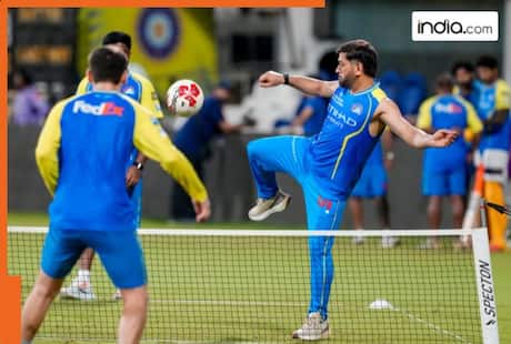 CSK vs KKR IPL 2026 Predicted Playing 11: MS Dhoni OUT, Dewald Brevis IN, Varun Chakravarthy and Matheesha Pathirana may…
