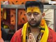 Raghav Chadha Devotion: भगवान शिव को जल चढ़ाकर दिन की शुरुआत करते हैं राघव चड्ढा, जानिए शिवलिंग पर जल चढ़ाने का महत्व Raghav Chadha Devotion: भगवान शिव को जल चढ़ाकर दिन की शुरुआत करते हैं राघव चड्ढा, जानिए शिवलिंग पर जल चढ़ाने का महत्व