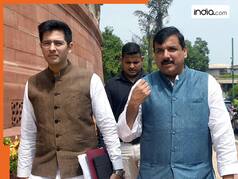 'ऑपरेशन लोटस' का घटिया खेल, राघव के साथ 7 सांसदों के BJP में शामिल होने पर भड़की 'AAP'
