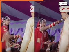Dulhan Ka Video: दूल्हे को देखते ही पागल हो गई दुल्हन, पास गई और जड़ दिया झन्नाटेदार थप्पड़