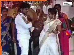 Bride Groom Video: दूल्हे के सामने ही दुल्हन ने फेंक दिया वरमाला,  फिर जो किया देखते रह जाएंगे | देखिए वीडियो