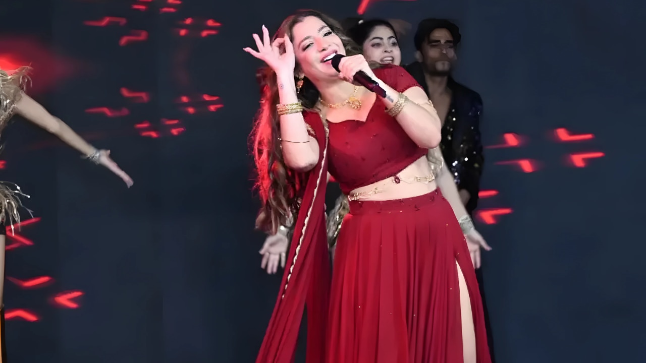 Jasmine Sandlas faces backlash after arriving 3 hours late and lip-syncing at Hyderabad show, fans say: 'Dhurandhar ki success...'