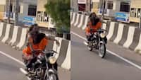 बाइक पर बाबाजी ने दिखाया ऐसा देसी स्वैग, देखते ही फैन बन गया सोशल मीडिया | देखें वीडियो