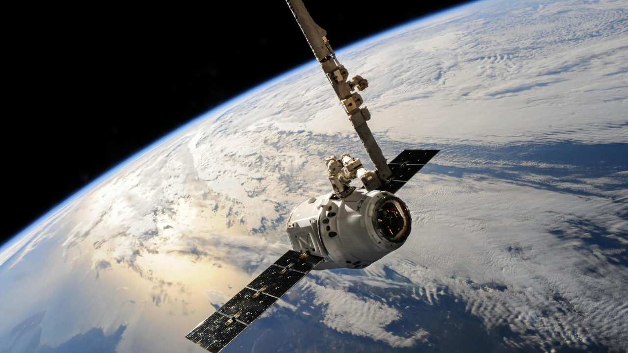 अंतरिक्ष में आई आफत! स्पेस स्टेशन में आई गड़बड़ी, NASA के फूले हाथ-पैर; जानिए पूरी डिटेल