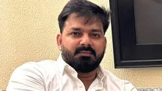 पवन सिंह के घर में खुशी का माहौल! इमोशनल हुए भाई, बोले- 'जैसे संगीत में नाम कमाया, राजनीति में भी करेंगे रोशन'